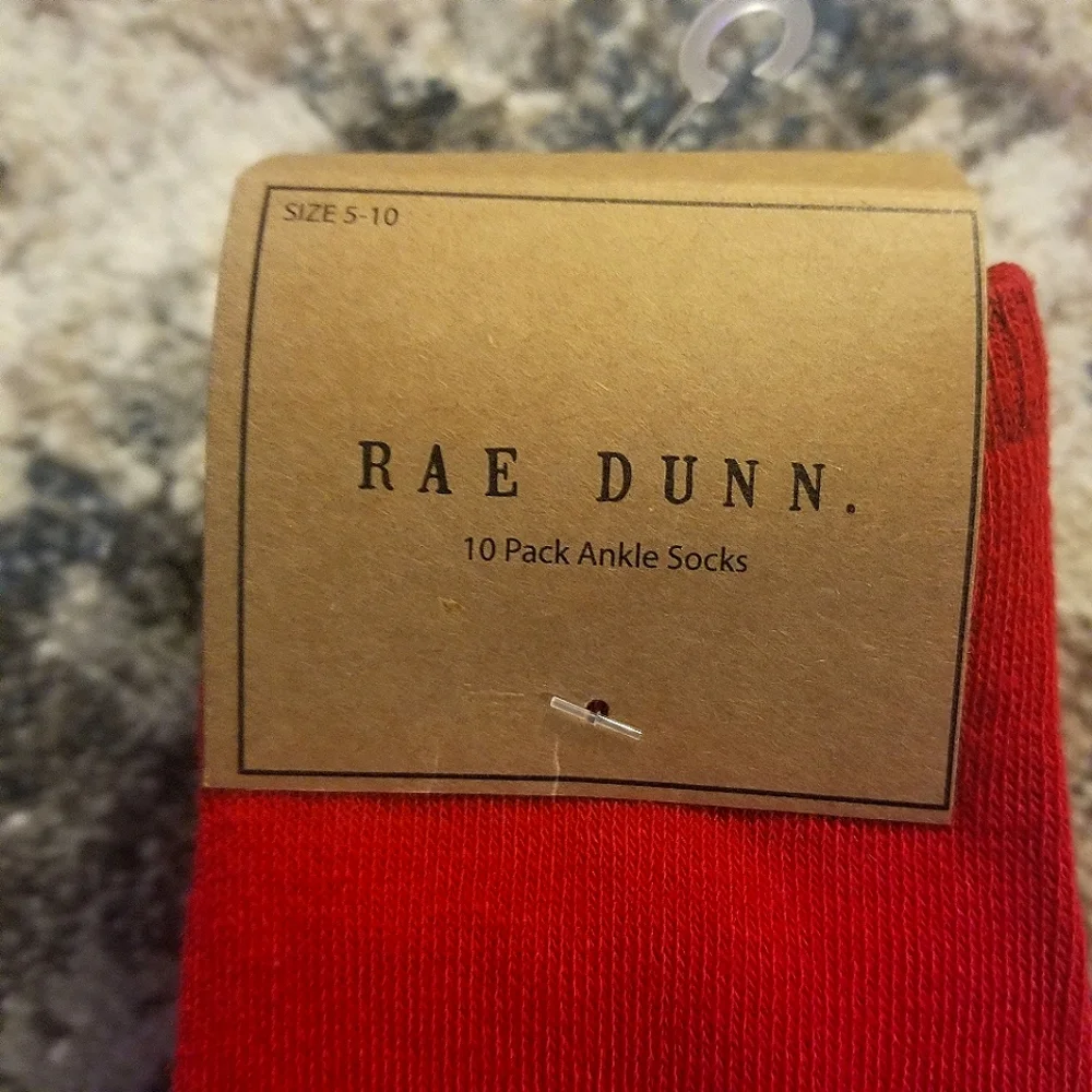 10 Pairs Rae Dunn Holiday Thanksgiving No Show Ankle Socks Shoe Size 5-10 NWT - Picture 2 of 6